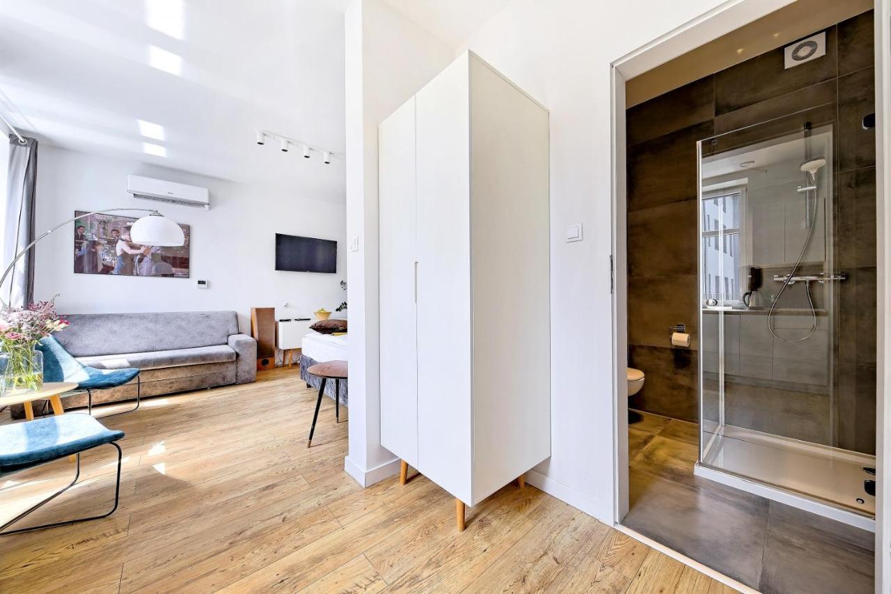 بوزنان Cinema Apartments المظهر الخارجي الصورة