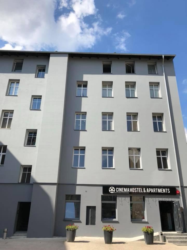 بوزنان Cinema Apartments المظهر الخارجي الصورة