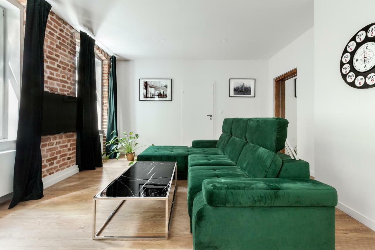 بوزنان Cinema Apartments المظهر الخارجي الصورة
