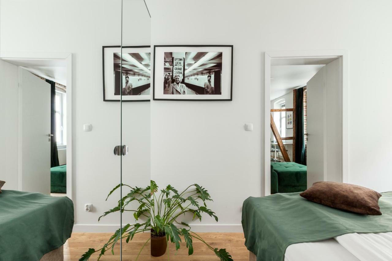 بوزنان Cinema Apartments المظهر الخارجي الصورة