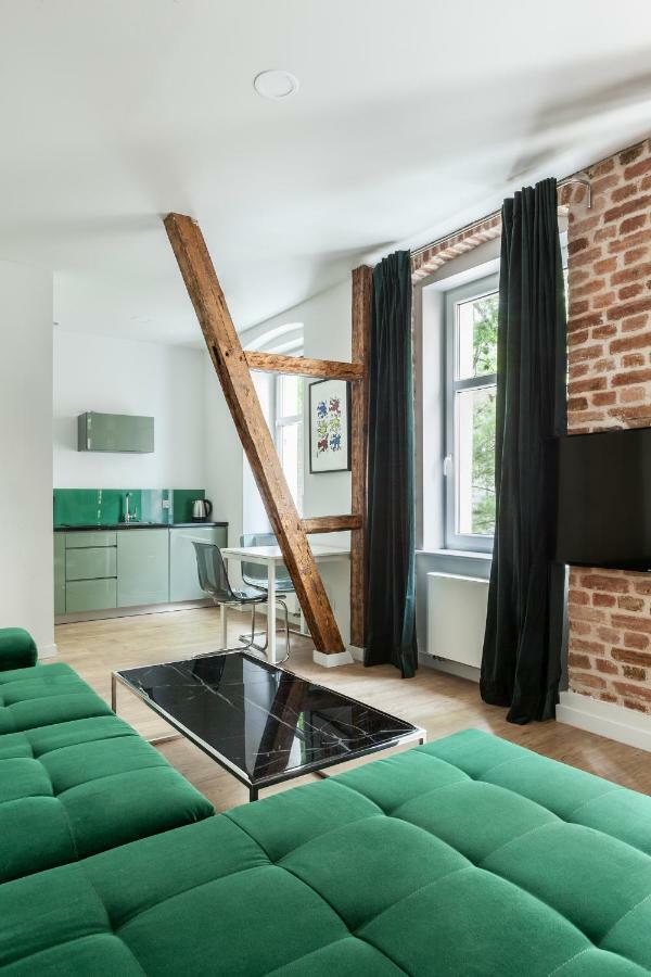 بوزنان Cinema Apartments المظهر الخارجي الصورة