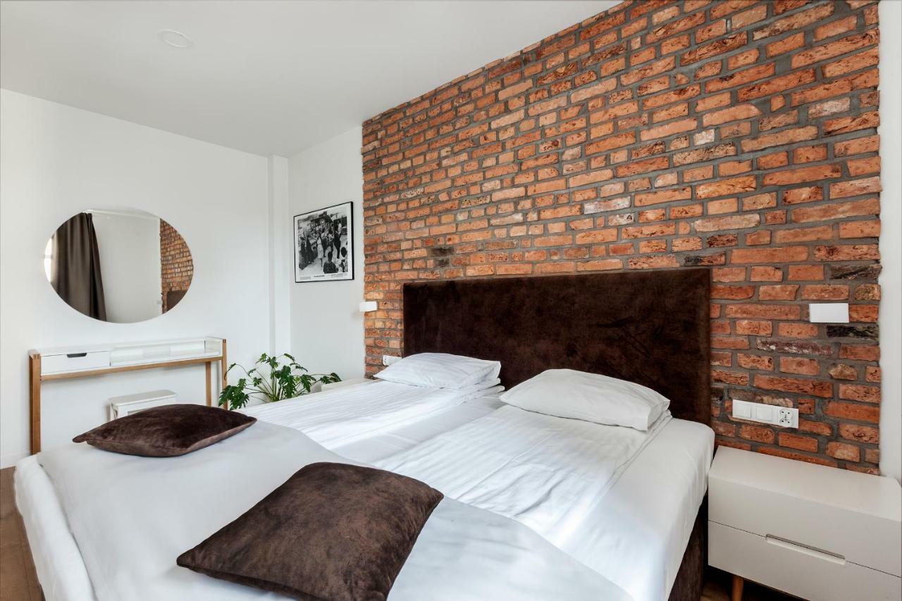 بوزنان Cinema Apartments المظهر الخارجي الصورة
