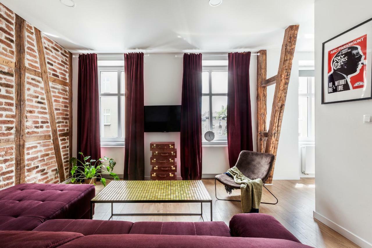 بوزنان Cinema Apartments المظهر الخارجي الصورة