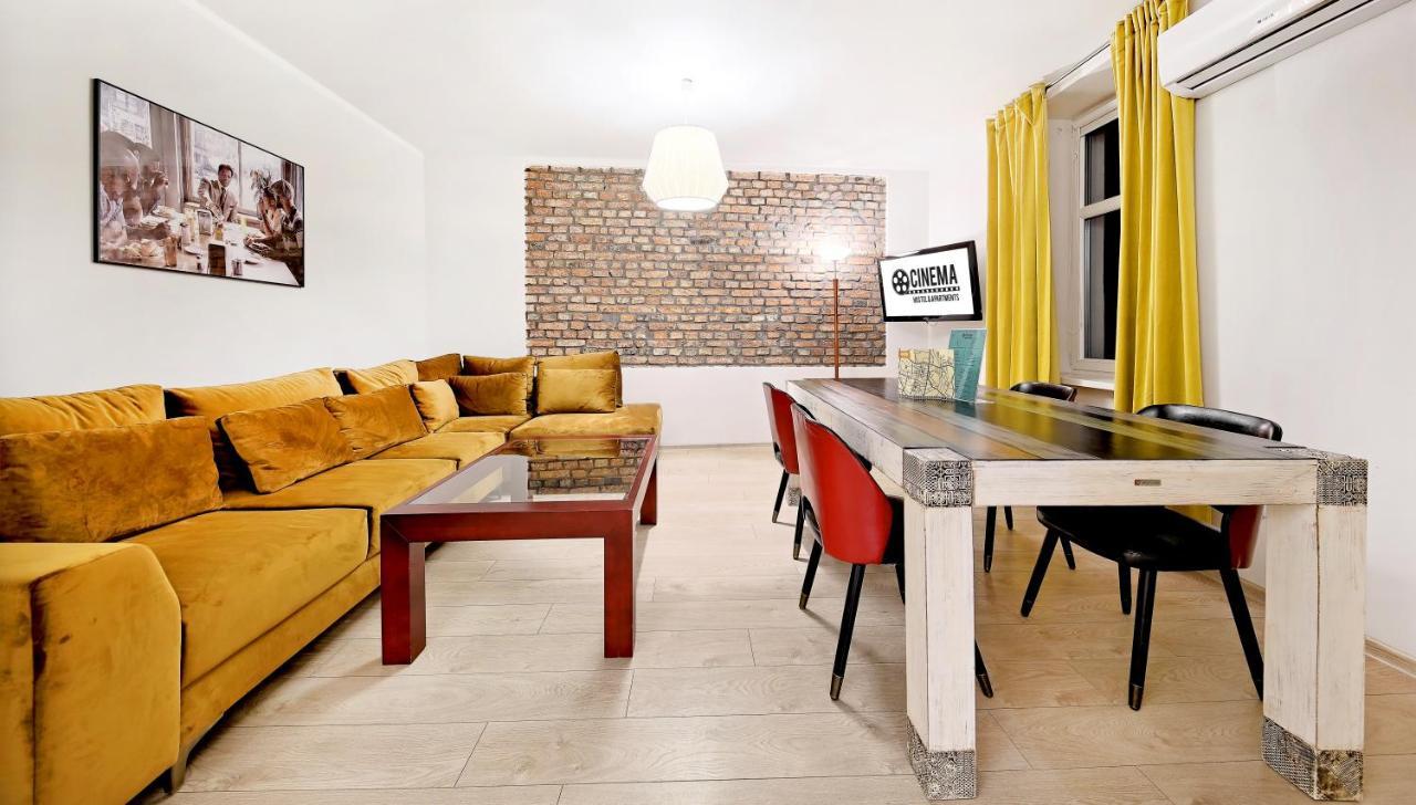 بوزنان Cinema Apartments المظهر الخارجي الصورة
